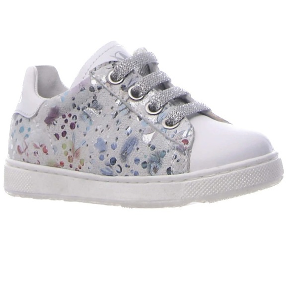Naturino Other - Naturino Hasselt Zip Low Top suede sneaker metallic floral lace up silver 31